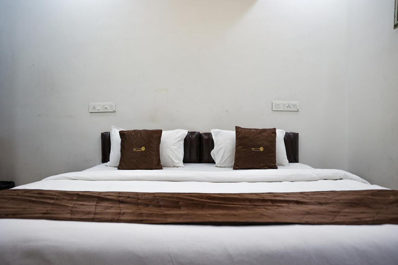 The Browns Hotel Nagpur Eksteriør billede